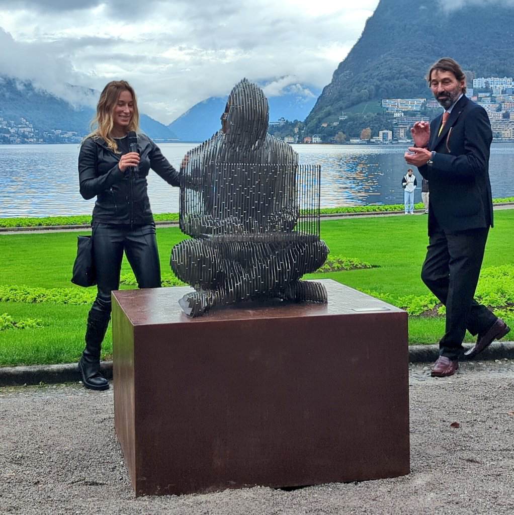 Zwitserse stad Lugano onthult standbeeld ter ere van Satoshi